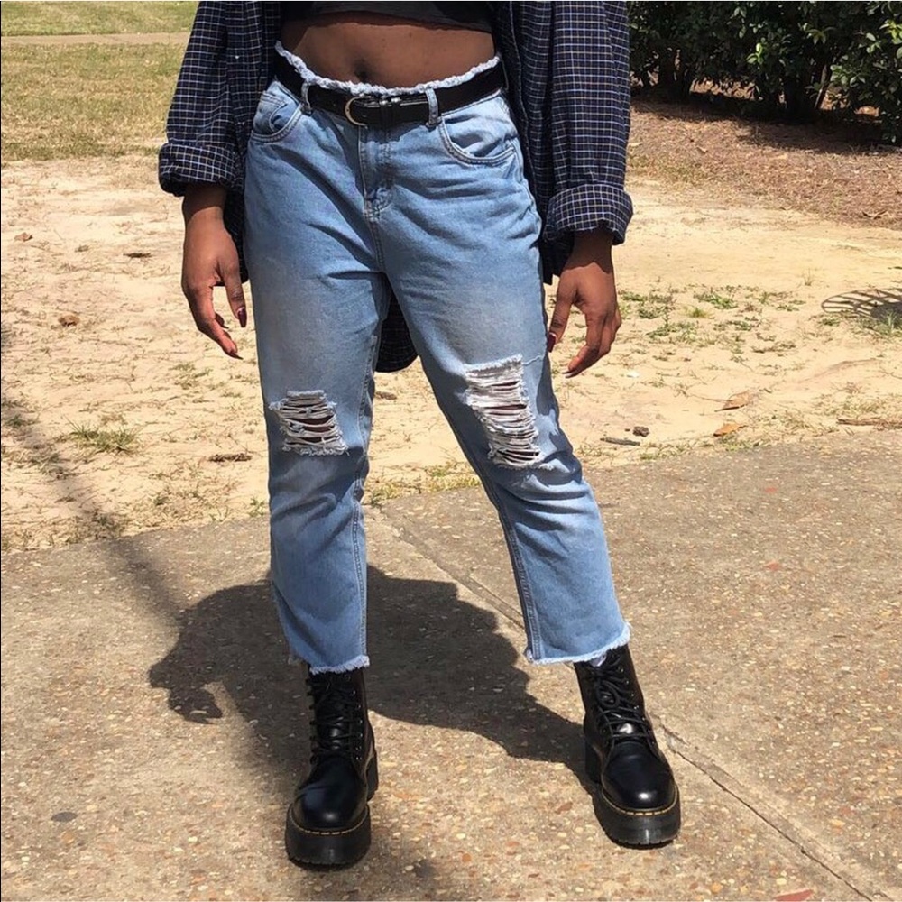 Cute distressed boyfriend jeans